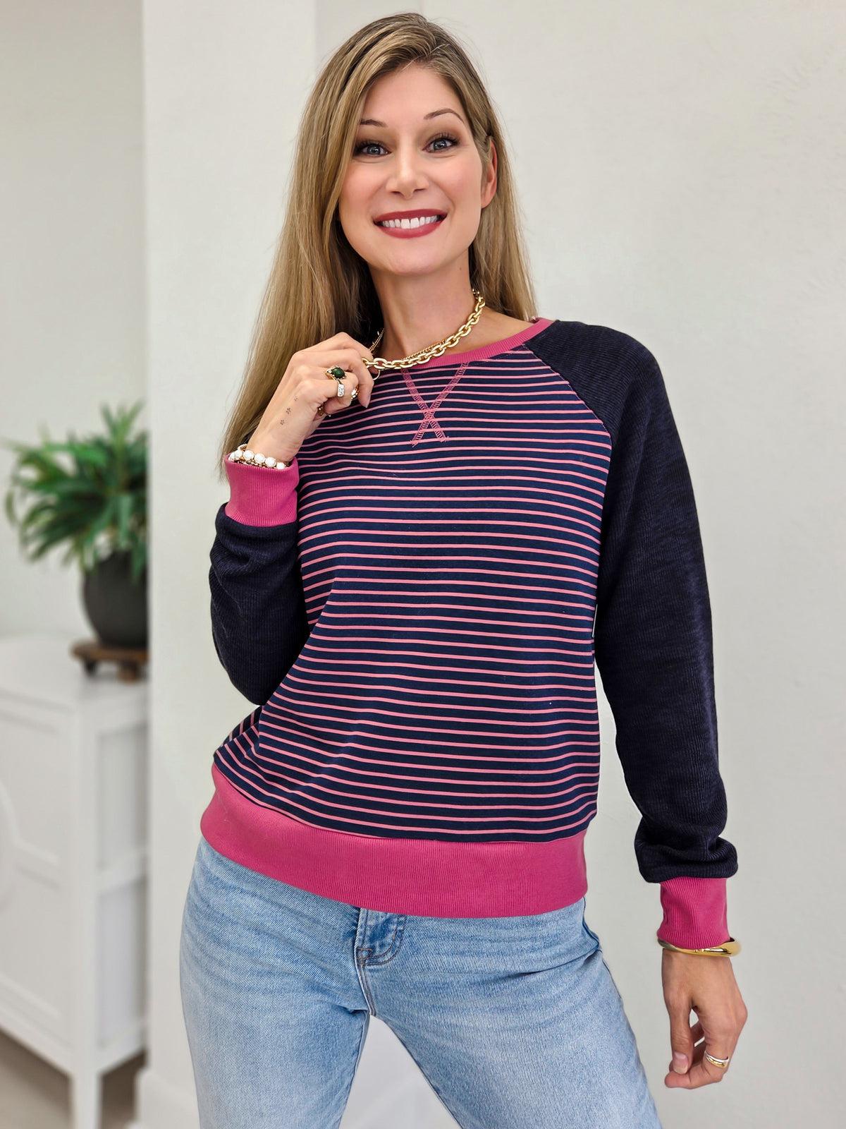 Color Blocked Loose Fit Striped Sweatshirt