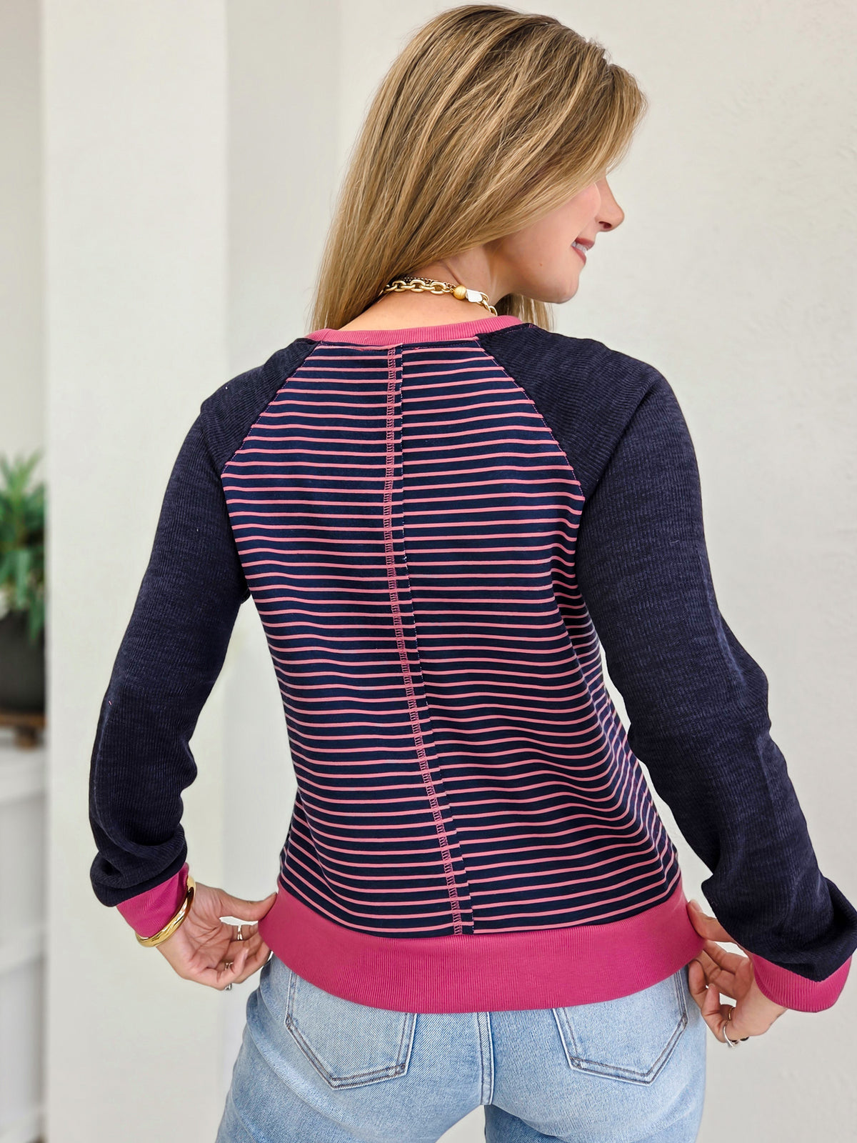 Color Blocked Loose Fit Striped Sweatshirt