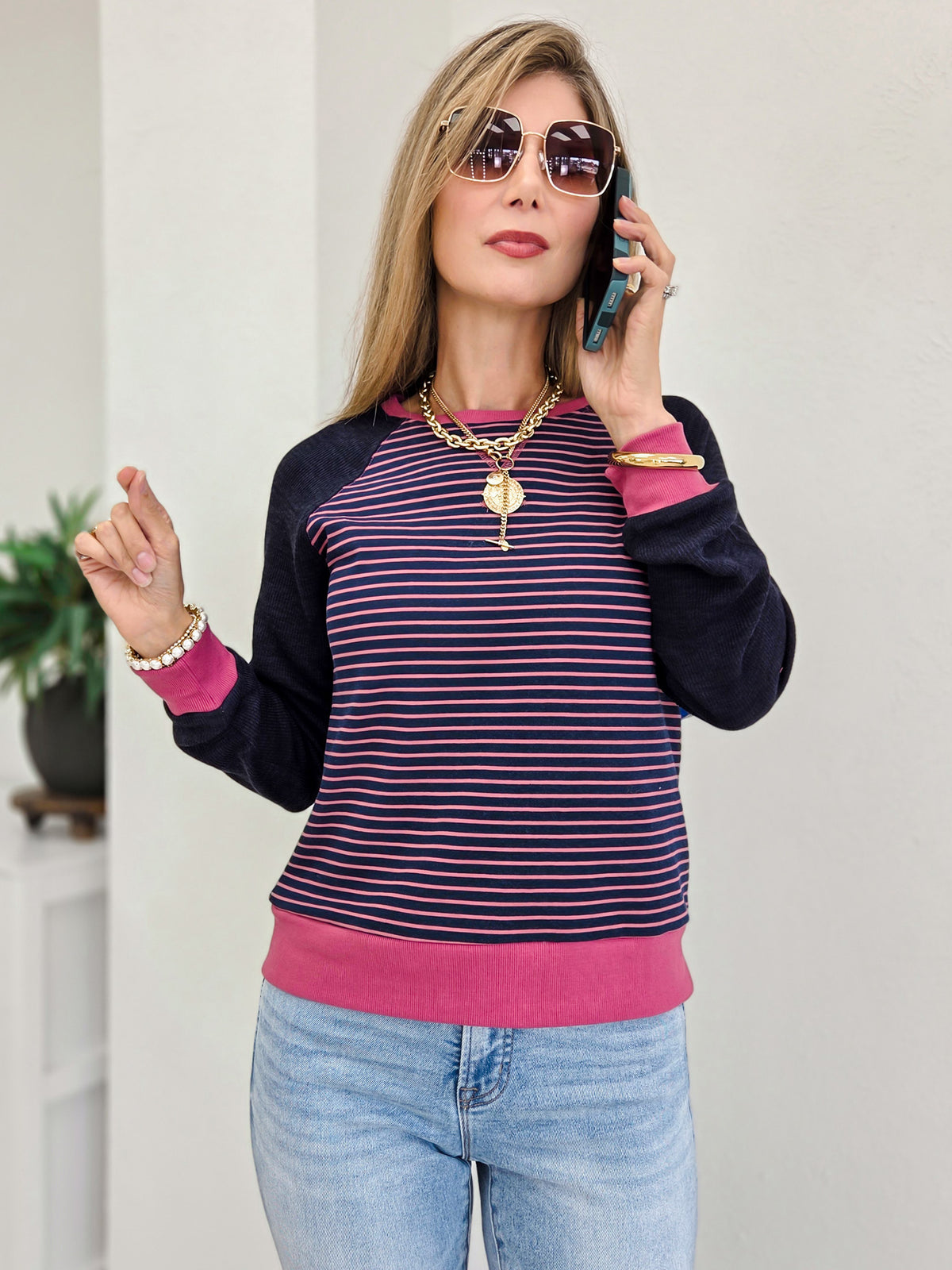 Color Blocked Loose Fit Striped Sweatshirt