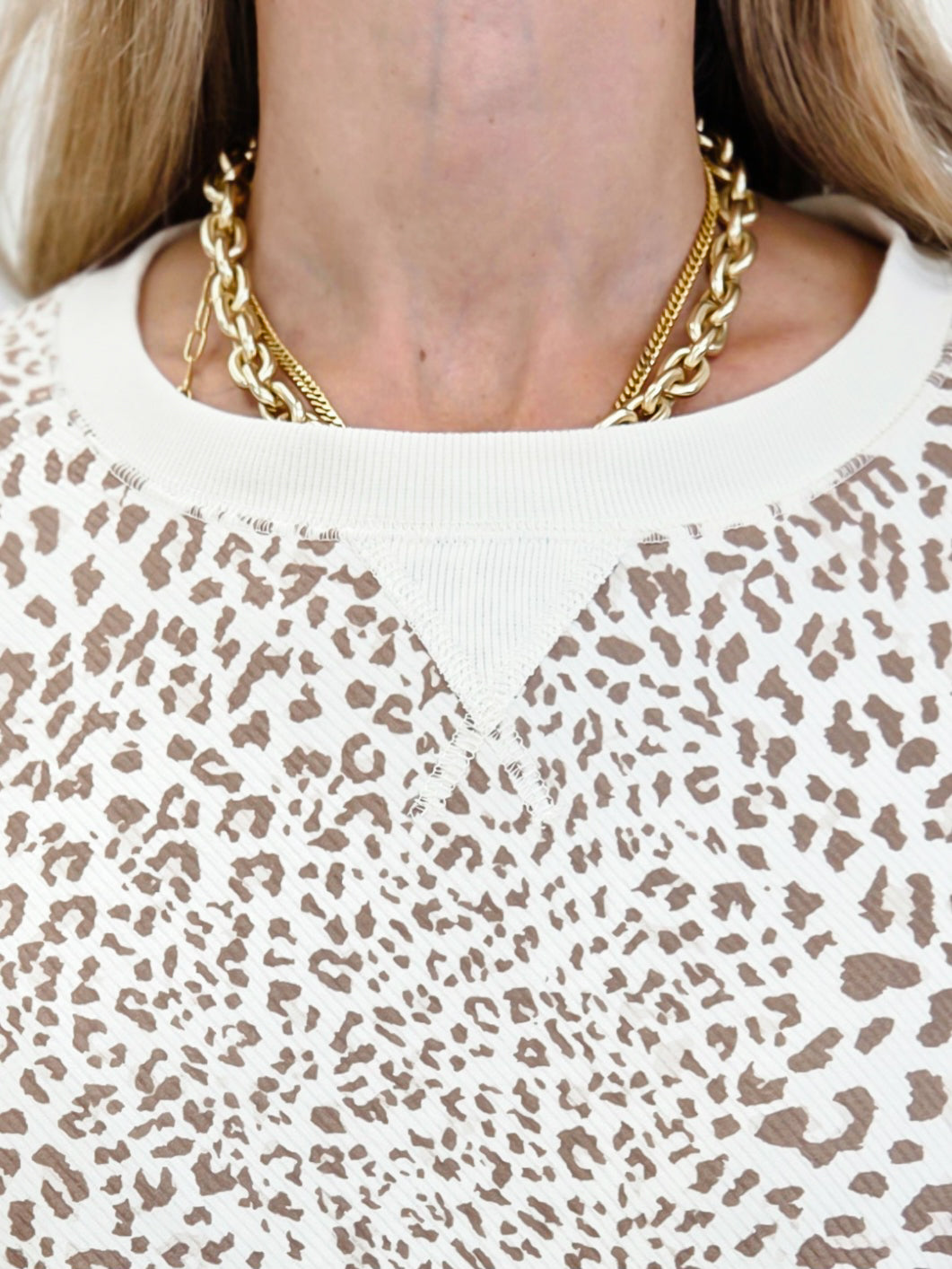 Vintage Leopard Print Pullover With Ribbed Hem Detail