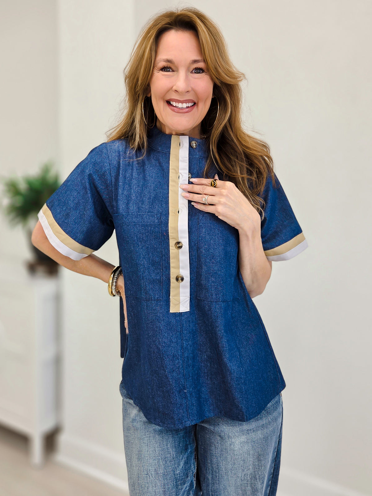 Short Sleeve Denim Top With Button Up Contrast Hem Detail
