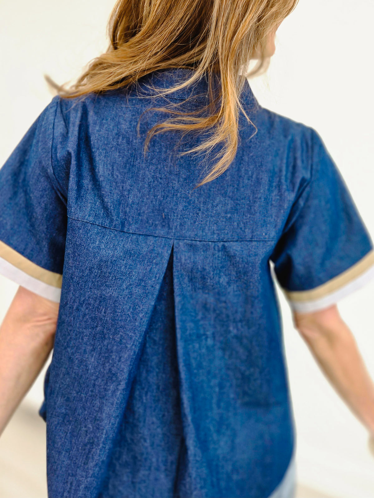 Short Sleeve Denim Top With Button Up Contrast Hem Detail