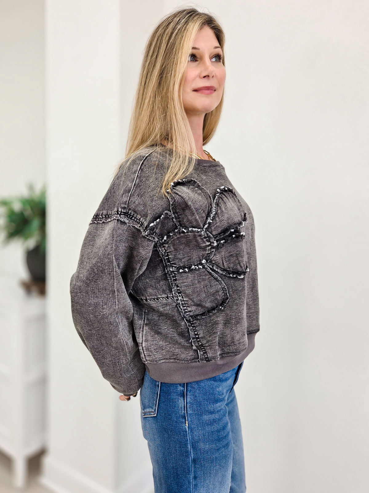 Washed Flower Patch Oversized Sweatshirt