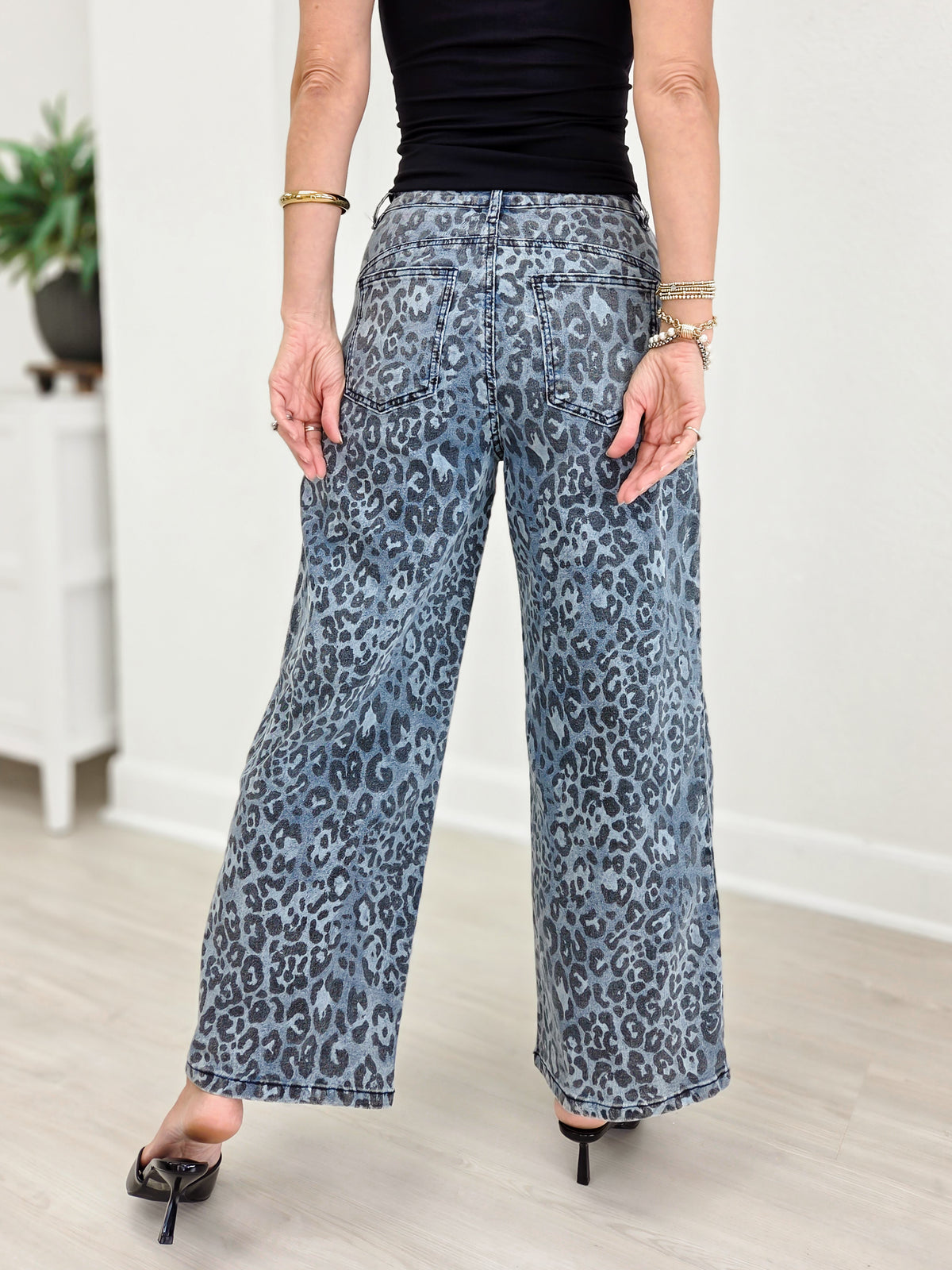 Washed Leopard Print Wide-Leg Denim Pants