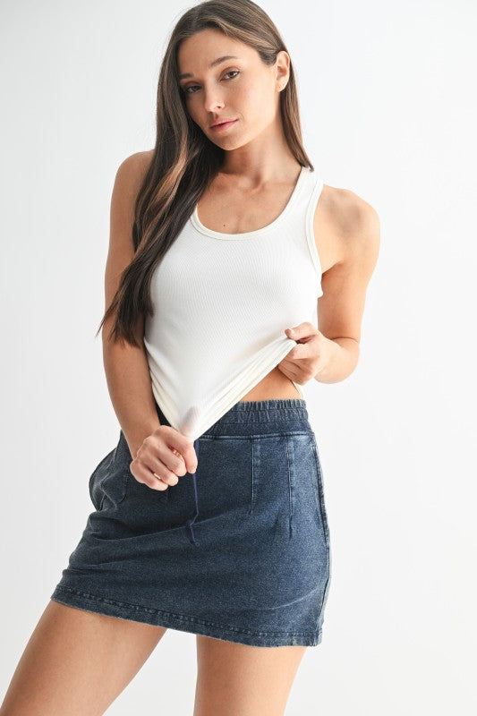 Slim Fit Razorback Scoop Neck Tank Top