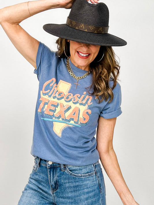 Choosin' Texas Graphic Tee
