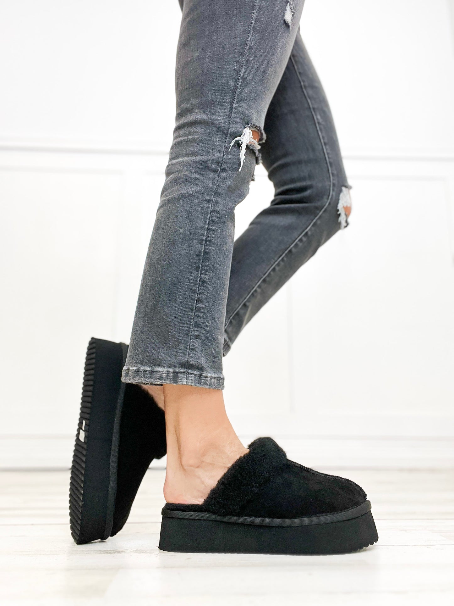 Corkys Cuddle Up Slipper Shoes in Black Faux Suede