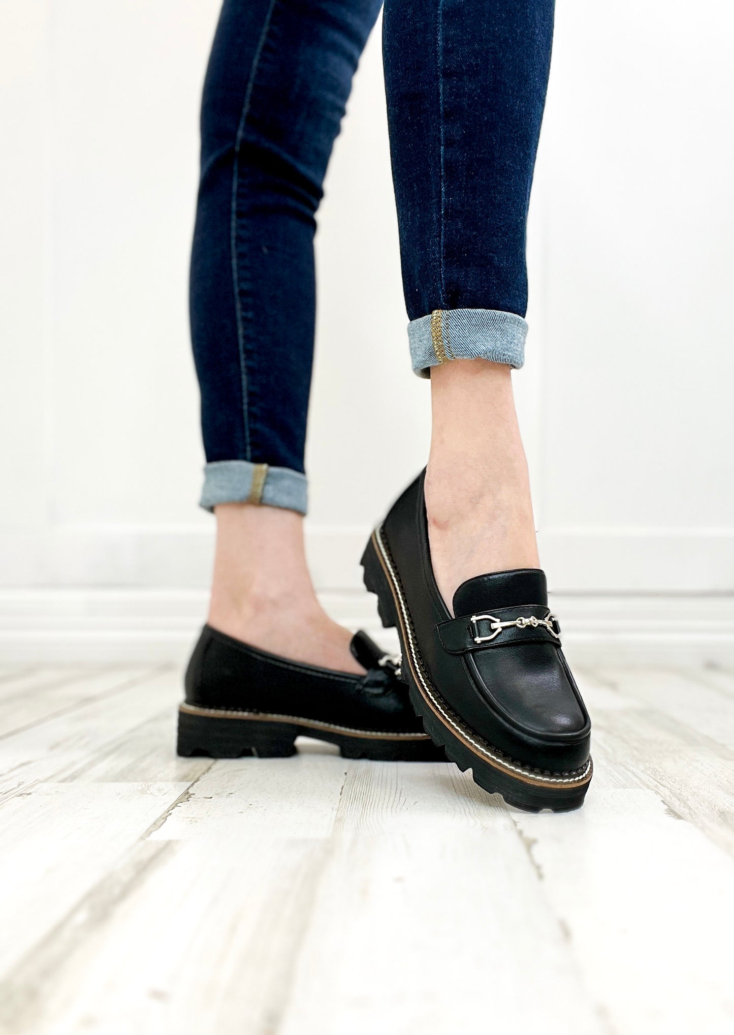 Corkys Brownie Point Loafers in BLACK