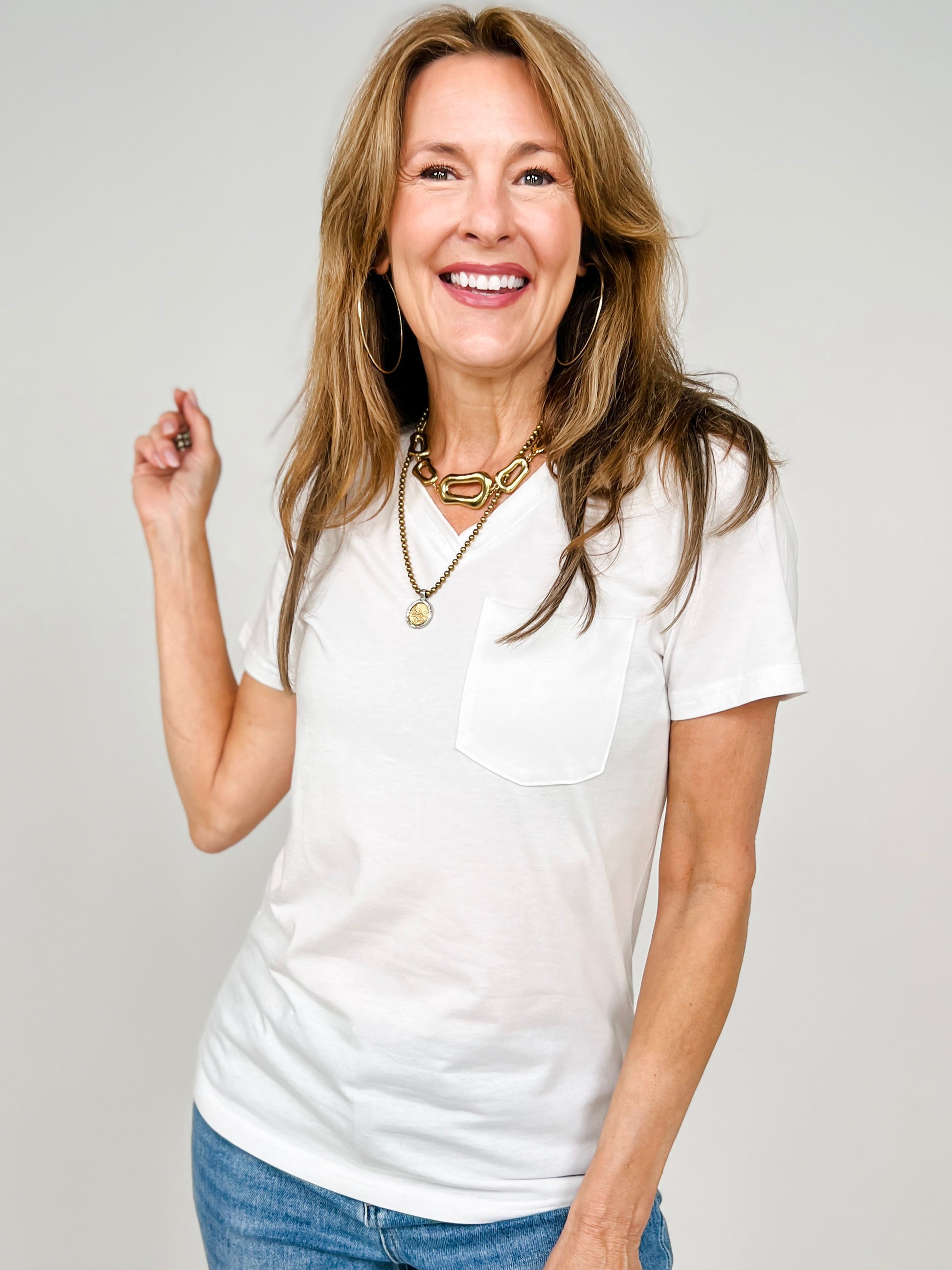 Modern Pocket Tee – Lightweight Everyday V-Neck Top