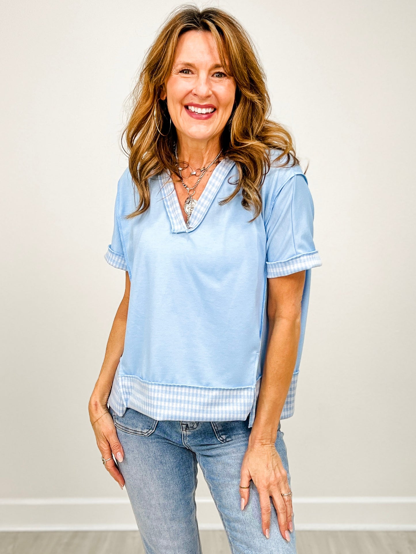 V-Neck Short Sleeve Solid Top with Gingham Contrast