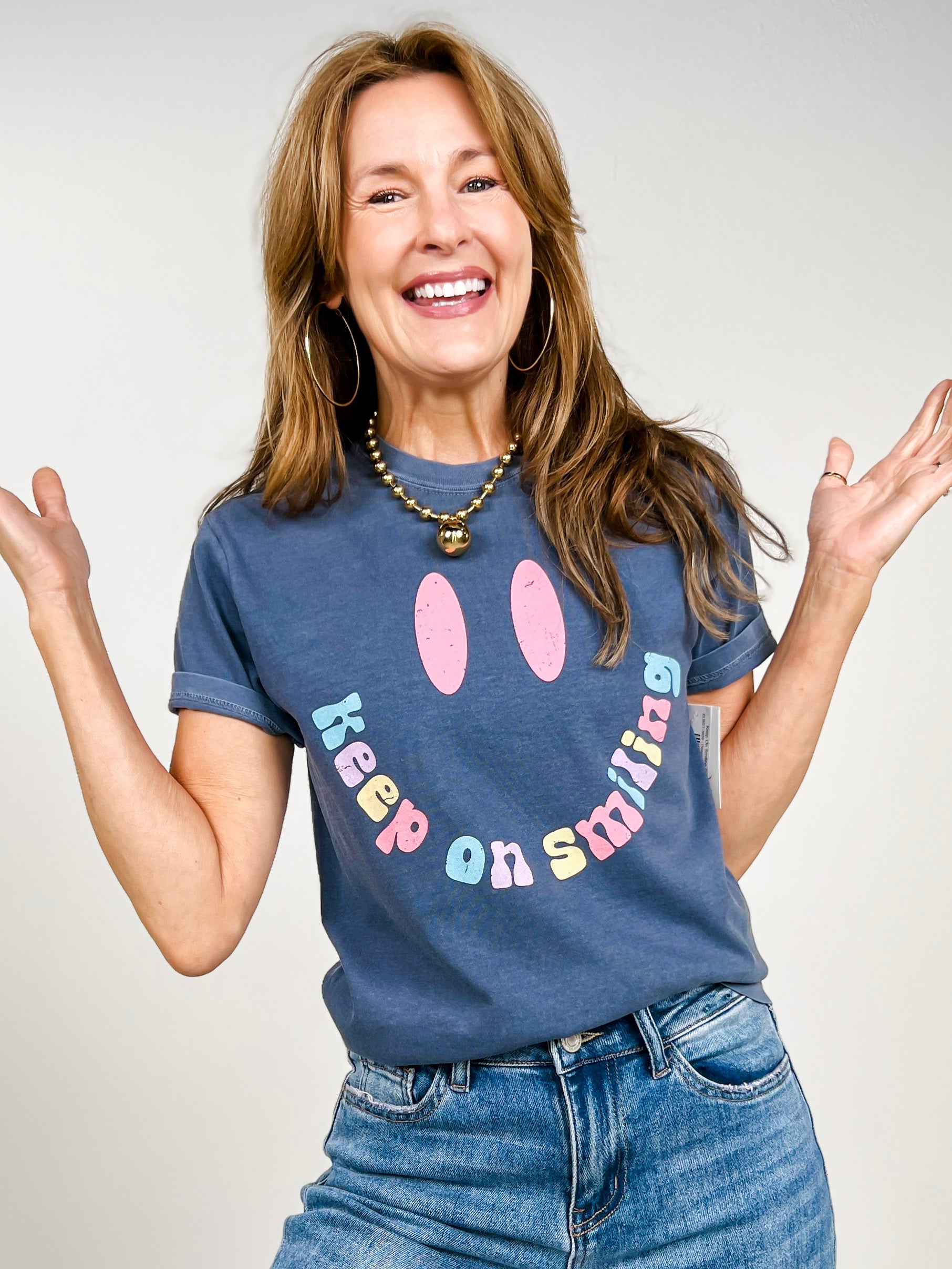 Keep On Smiling Graphic Tee