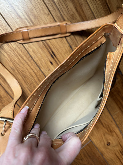 Louis Vuitton Manhattan – Monogram Canvas