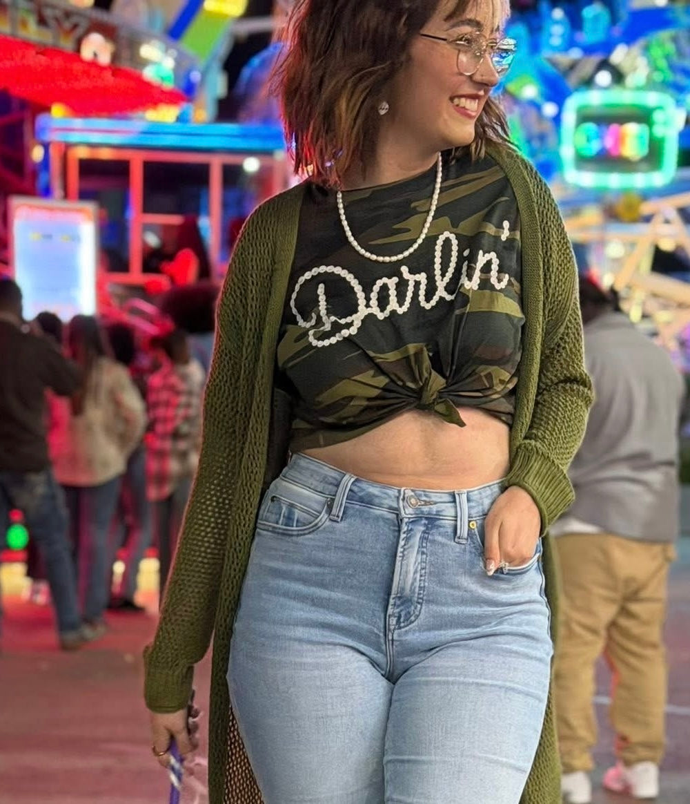 Pearl Darlin' Graphic Tee