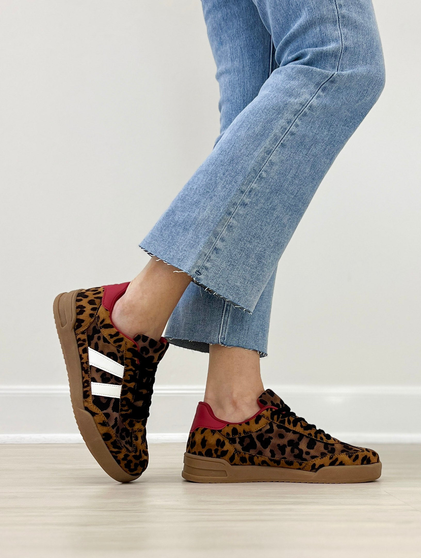 Double Stripe Design Court Sneakers in Camel Leopard & Red