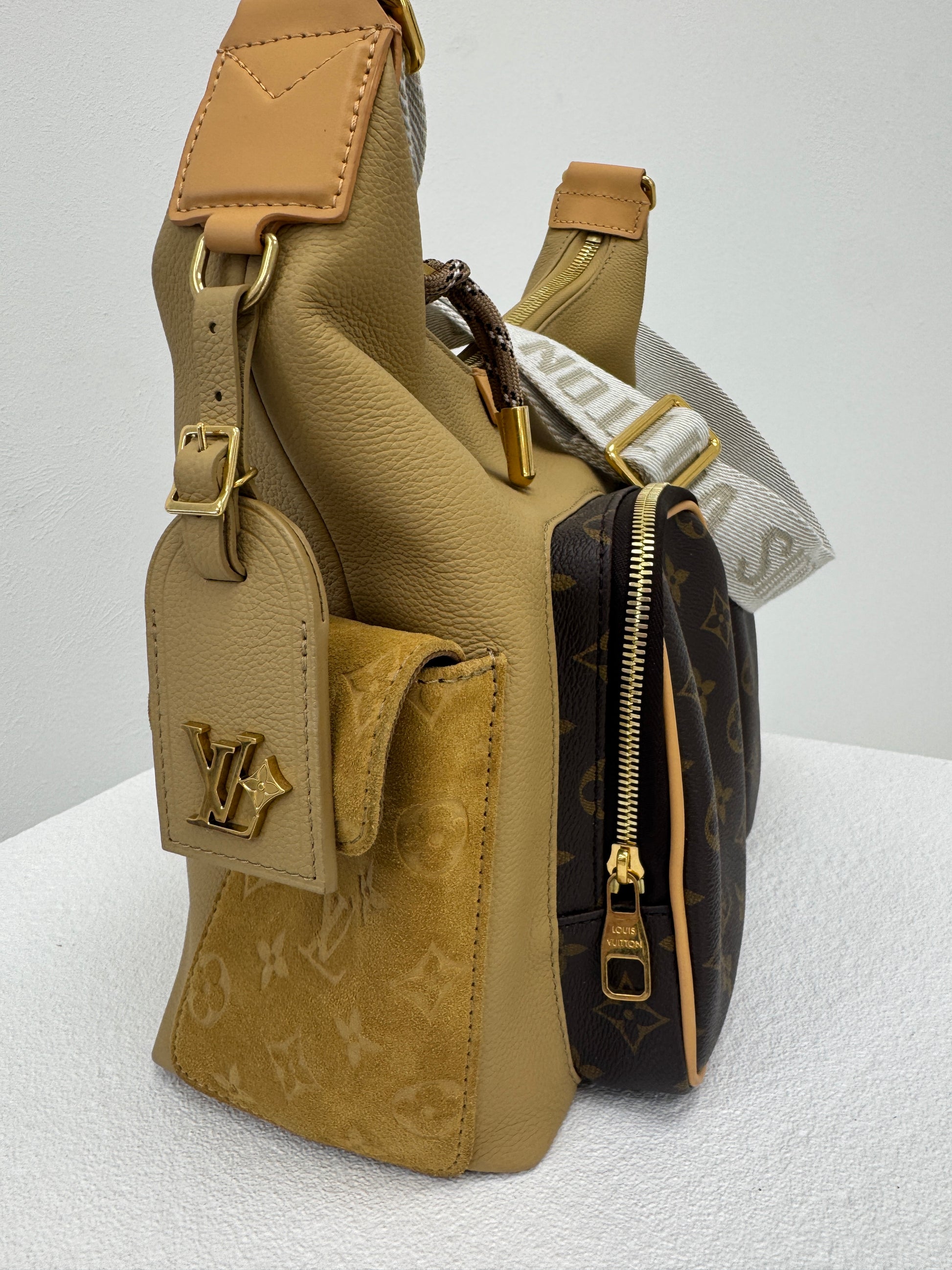 Louis Vuitton Trail Messenger Hobo Cargo Bag