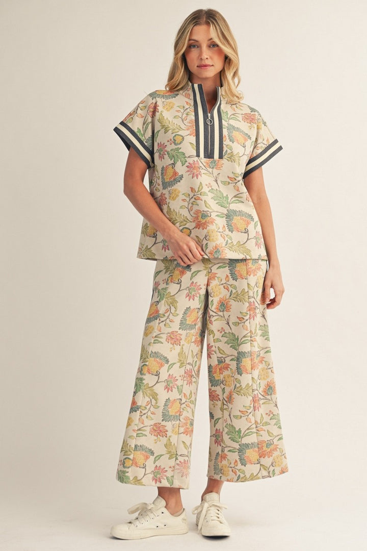 Color Rib Band Zip Up Floral Top with Matching Bottoms