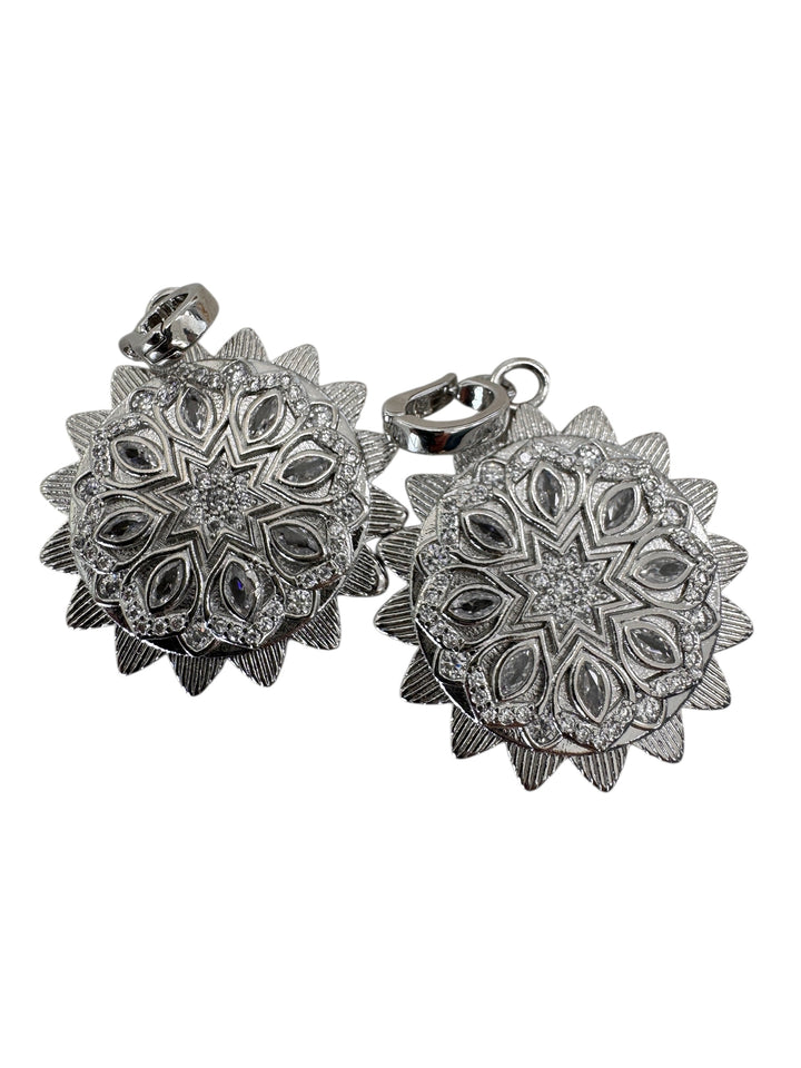 Silver Disk Detailed Detachable Charm
