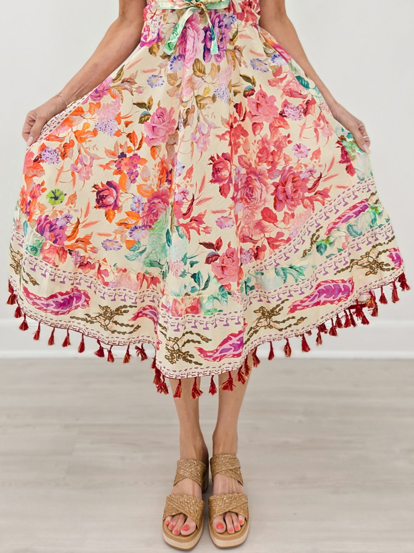 Deep V-Neck Sleeveless Dress With Embroidery Accents