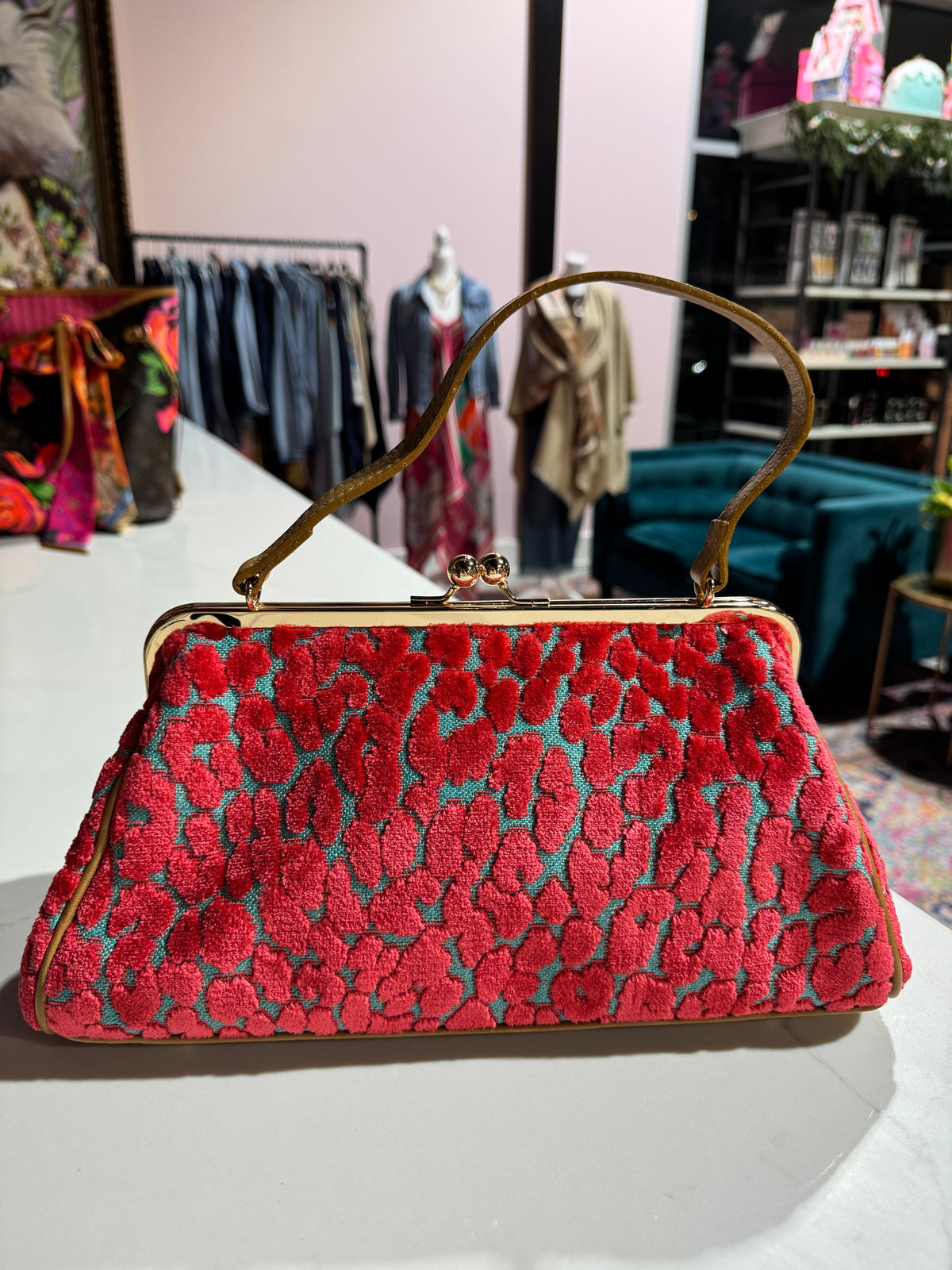 JACKIE: Coral Cheetah