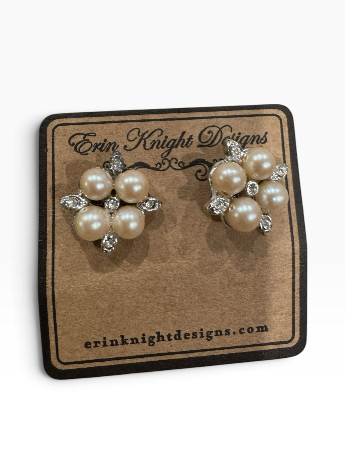 Regal Radiance Pearl Earring
