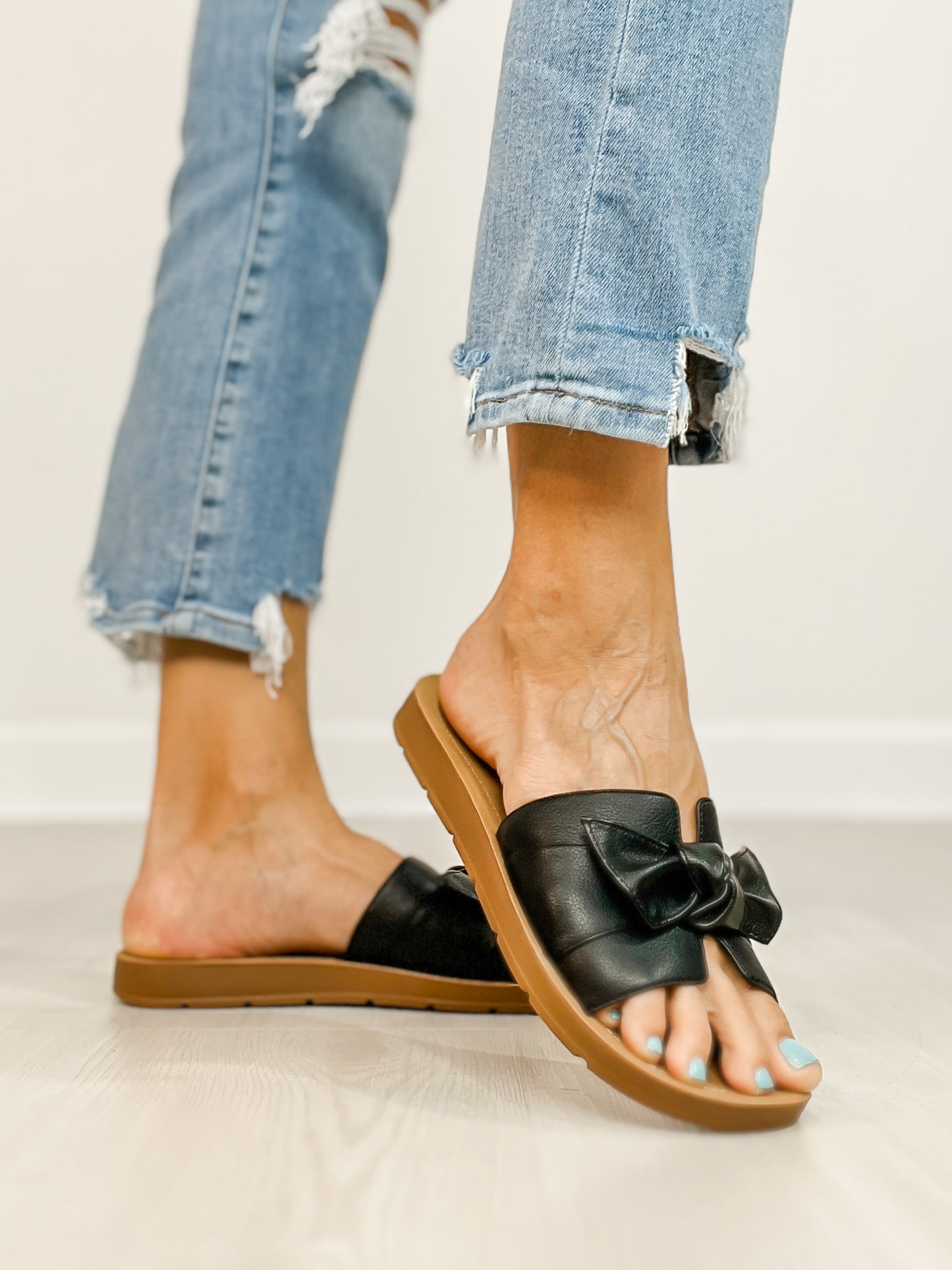 Corkys Rock The Bowt Slide Sandals in BLACK
