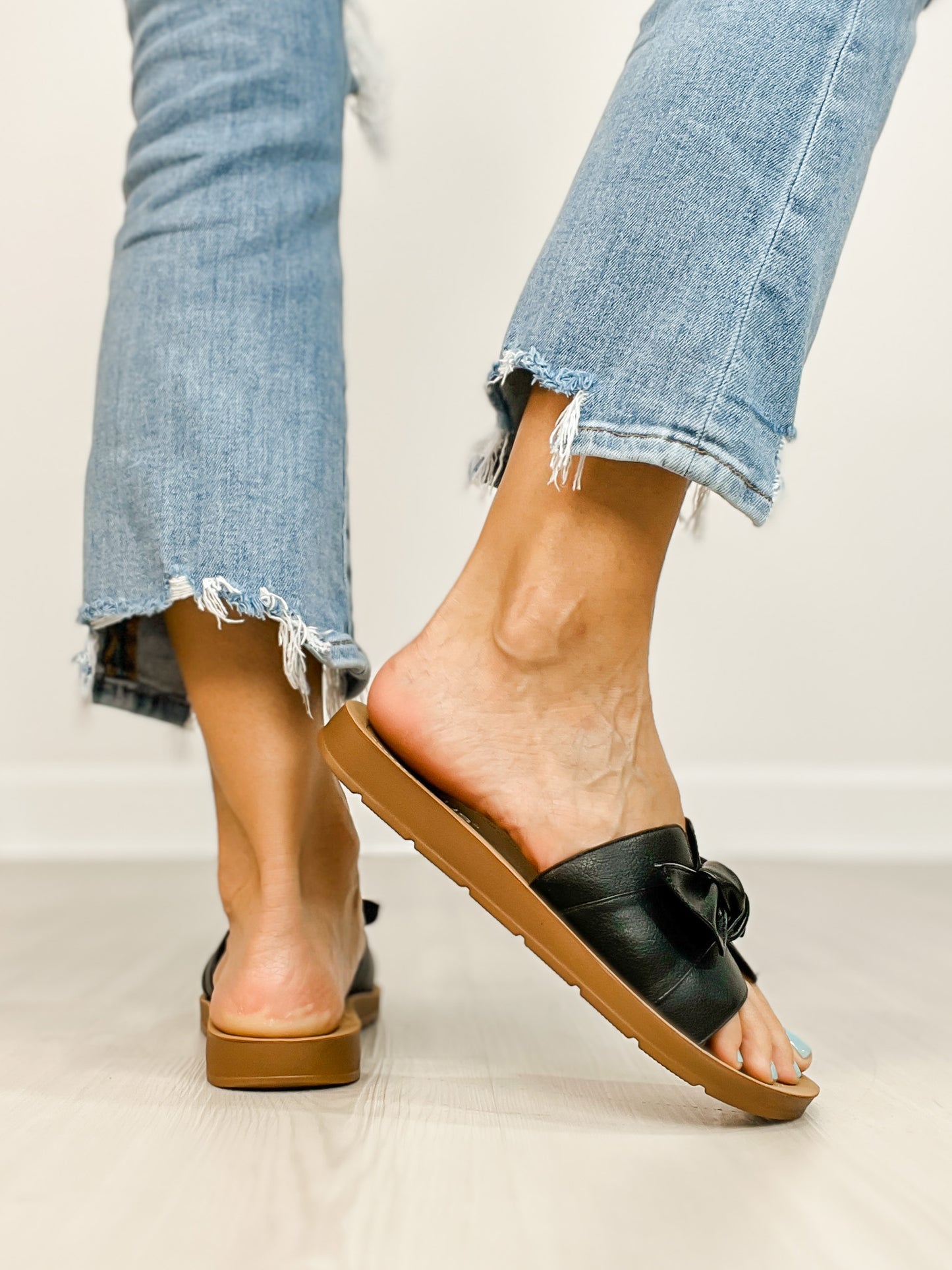 Corkys Rock The Bowt Slide Sandals in BLACK