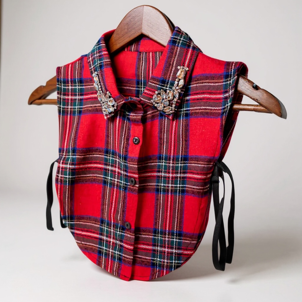 The Finishing Touch Faux Collar