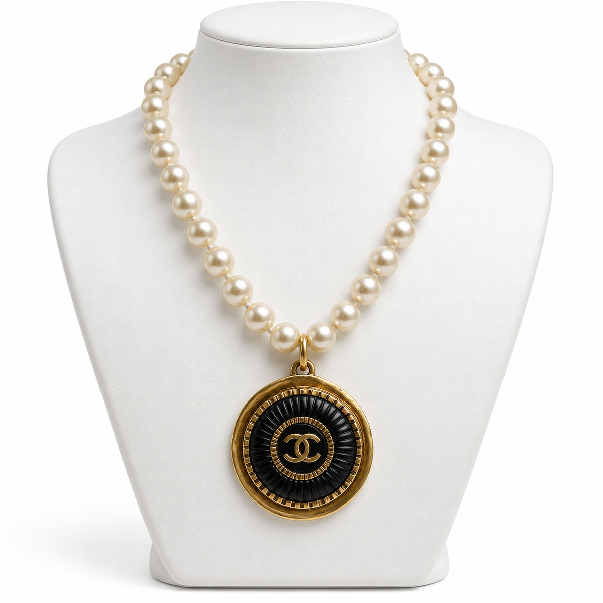 Pearl Grandeur Necklace
