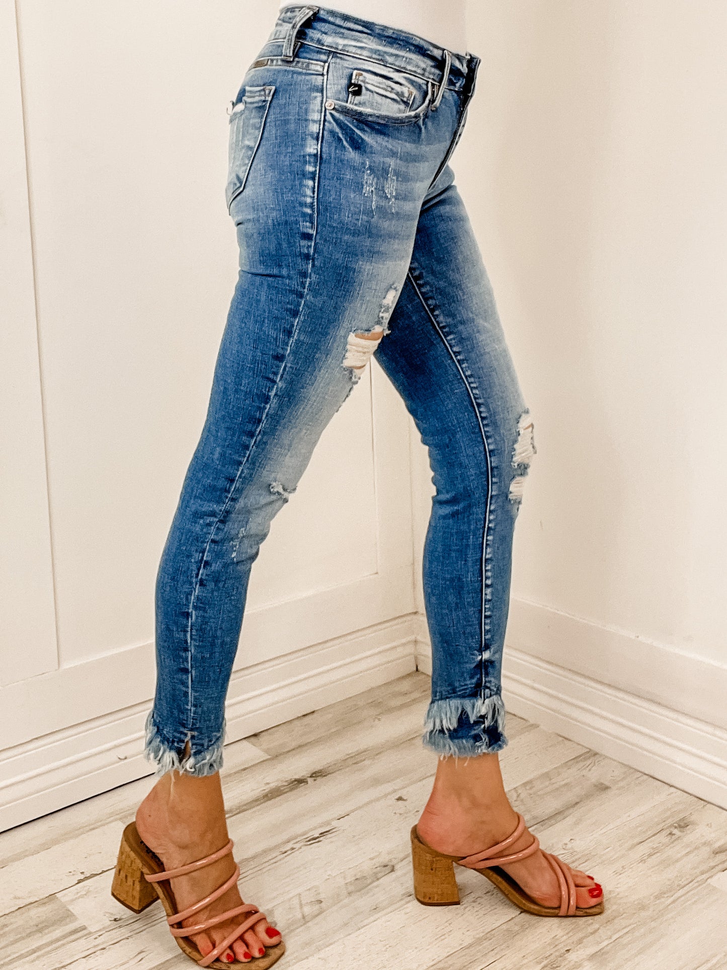 KanCan Mid Rise Ankle Skinny Jean