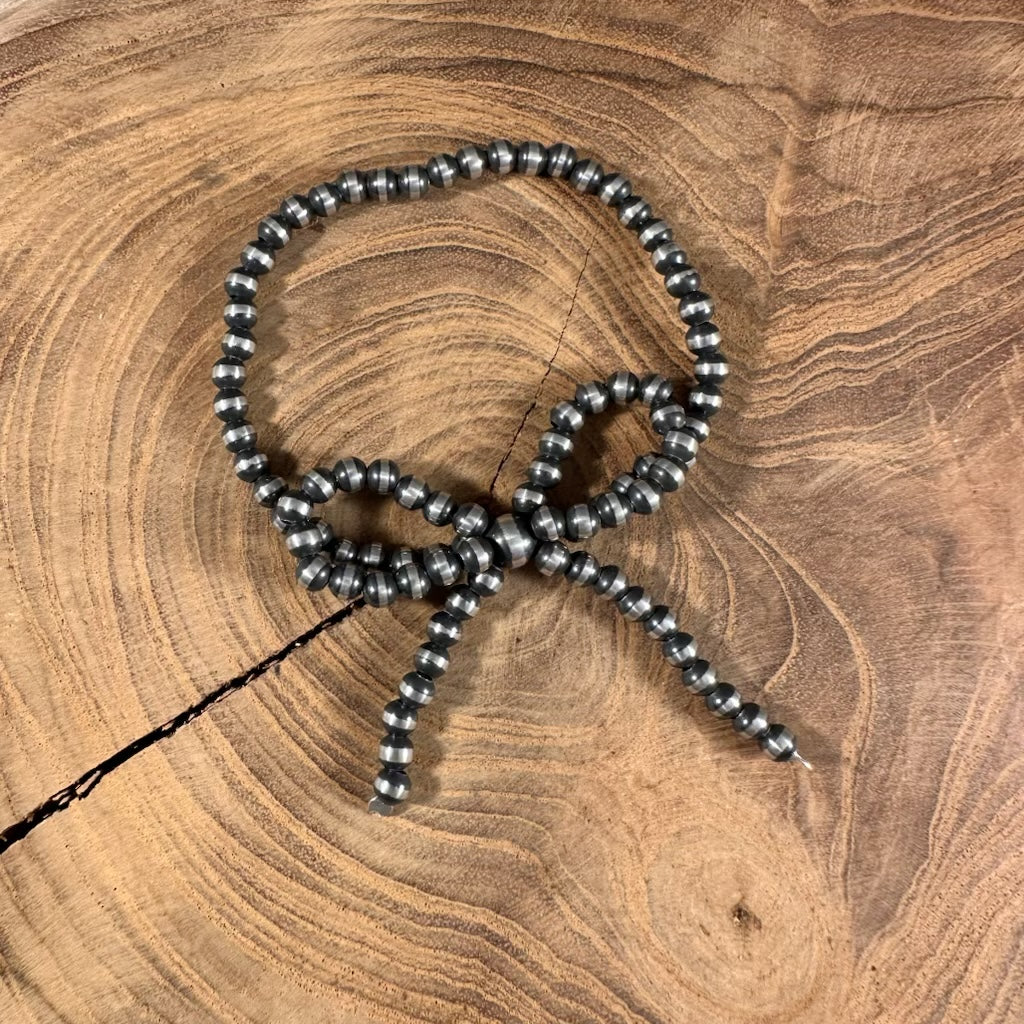 Stretchy Pearl Bow Bracelet