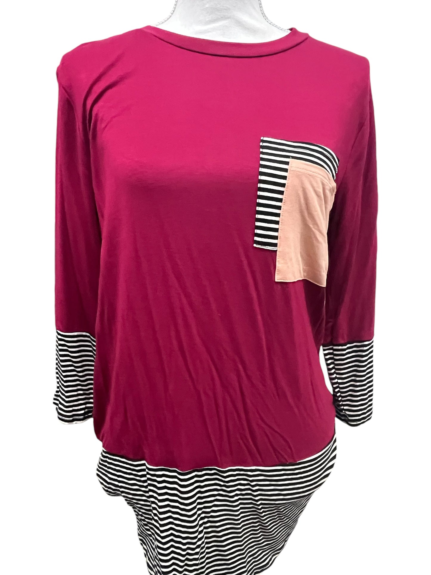 3/4 Sleeve Round Neck Round Hem Top with Front Pocket