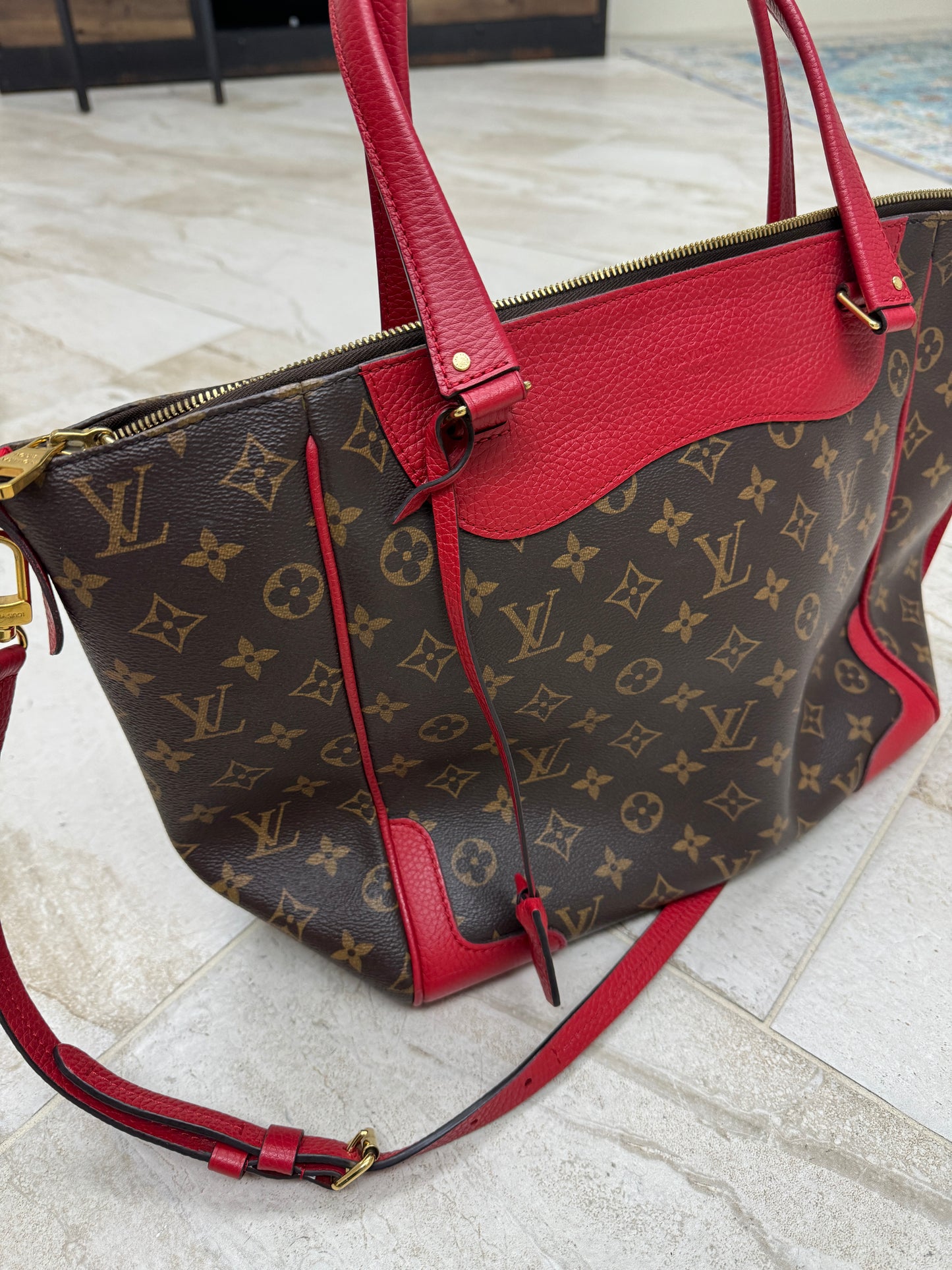 Louis Vuitton LV Monogram Estrela MM