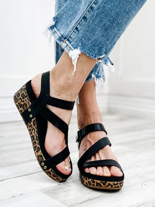 Corkys Keep It Casual Wedge in Black