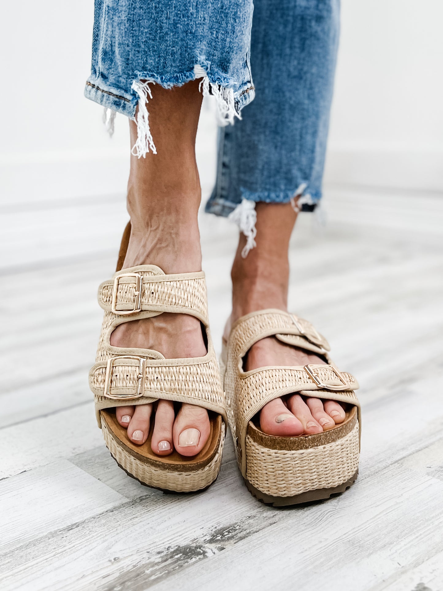 Corkys Wannabe Raffia Platform Sandal