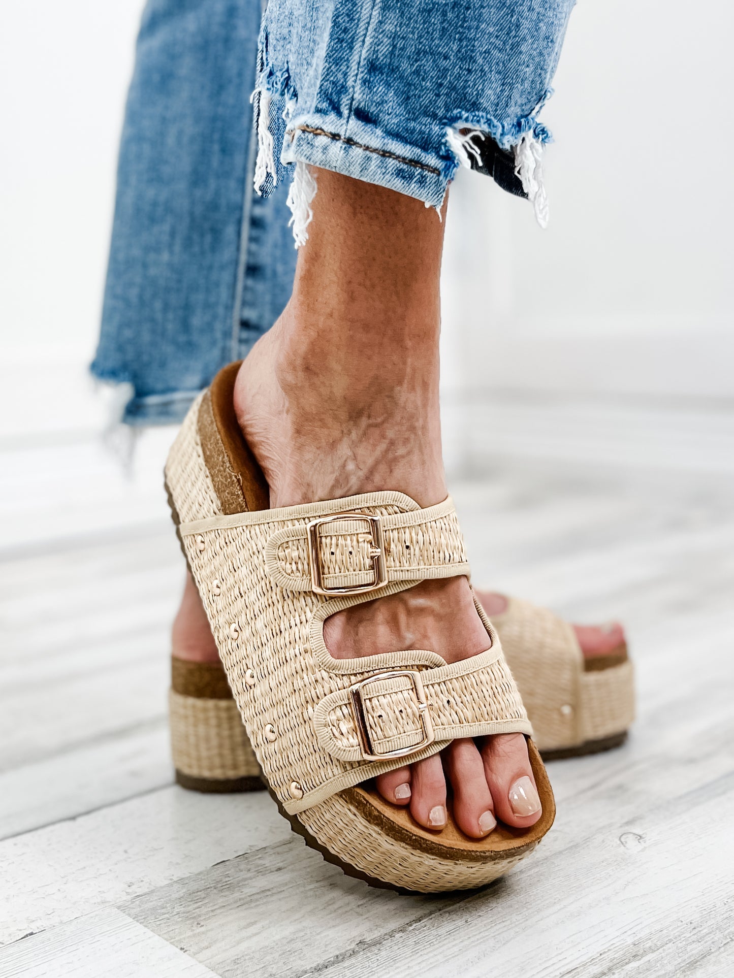 Corkys Wannabe Raffia Platform Sandal