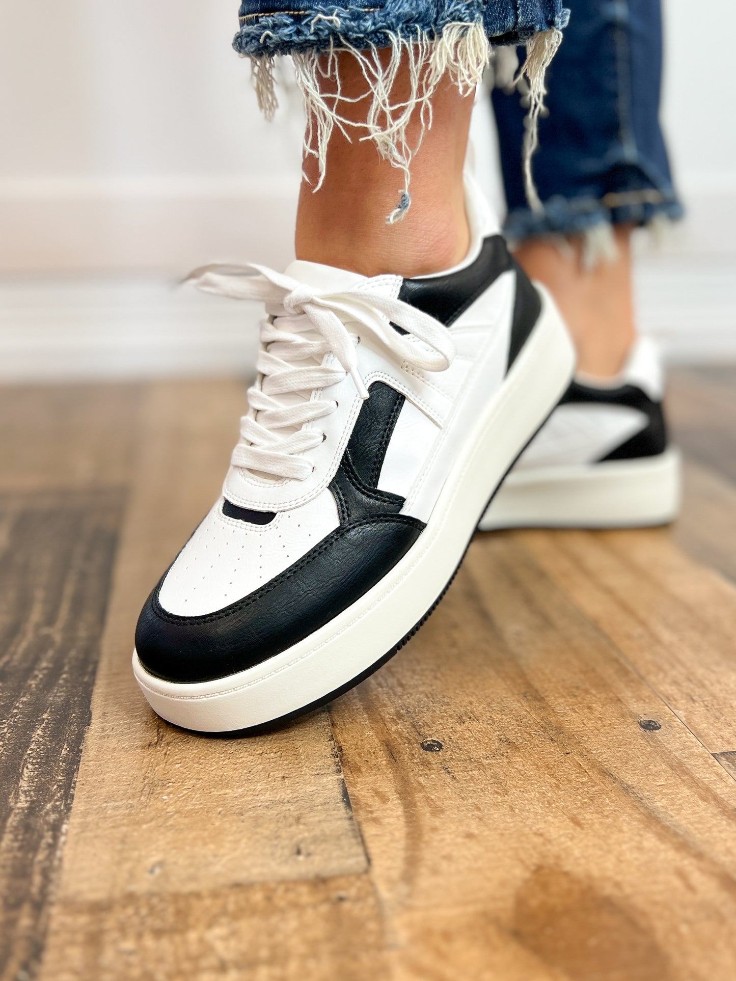 MIA "Dice" Sneaker in Black & White