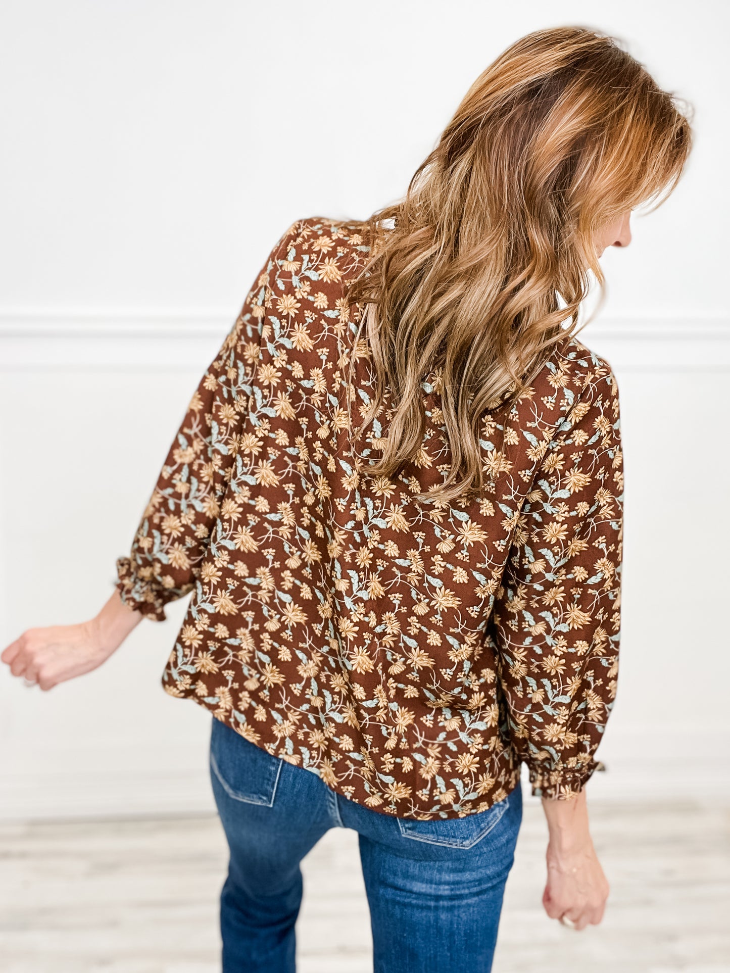 FLORAL PRINT RUFFLE NECK DETAIL BLOUSE