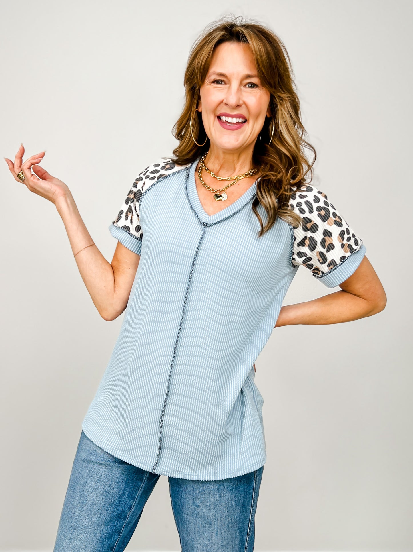 Animal Contrast Short Sleeve V-Neck Top