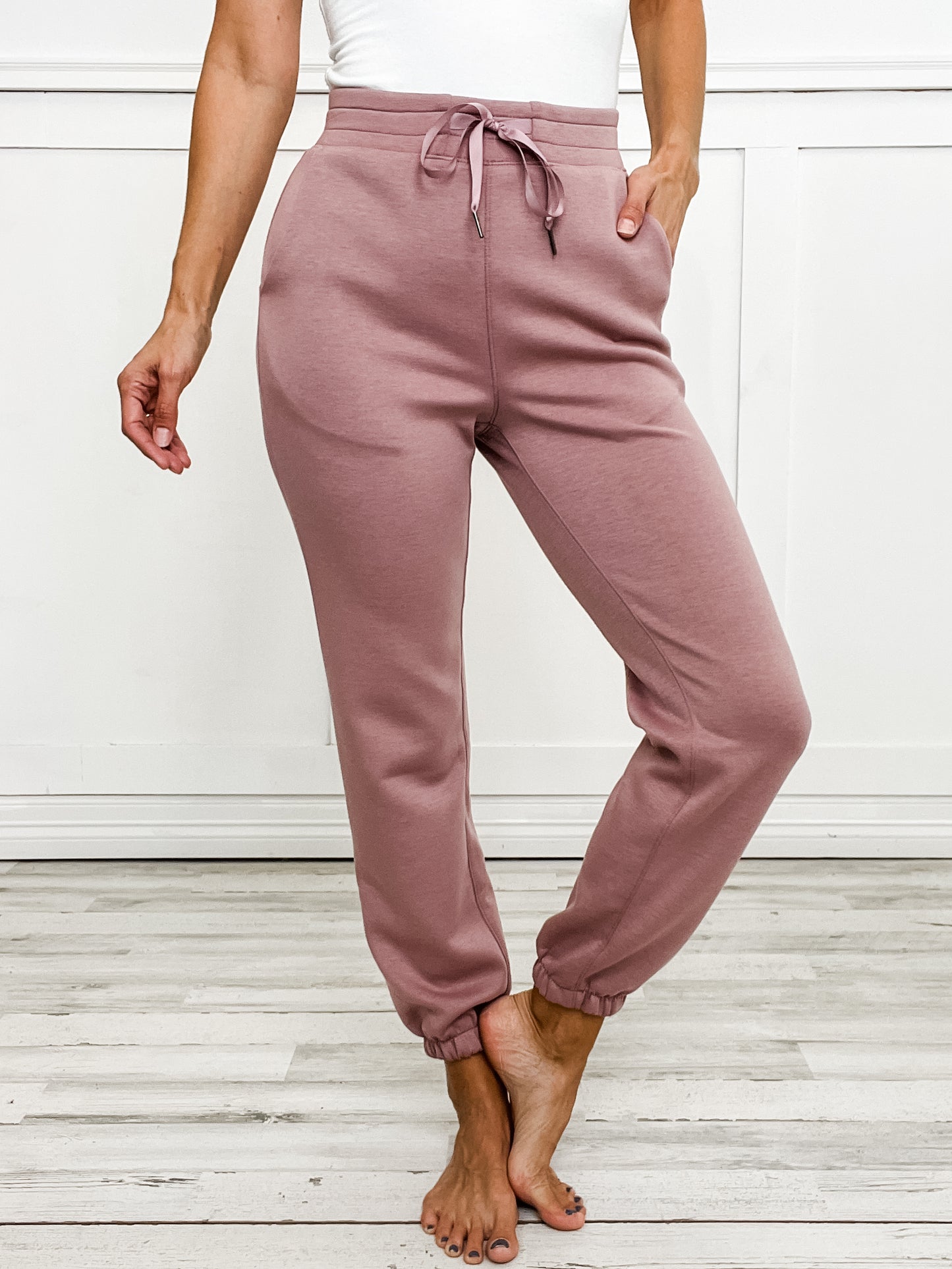 HAMPTONS DAYTRIP Travel Collection  Active/Loungewear in MAUVE