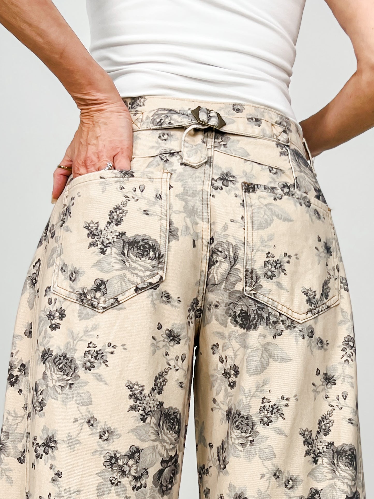 Back Buckle Strap Rose Printed Barrel Jean