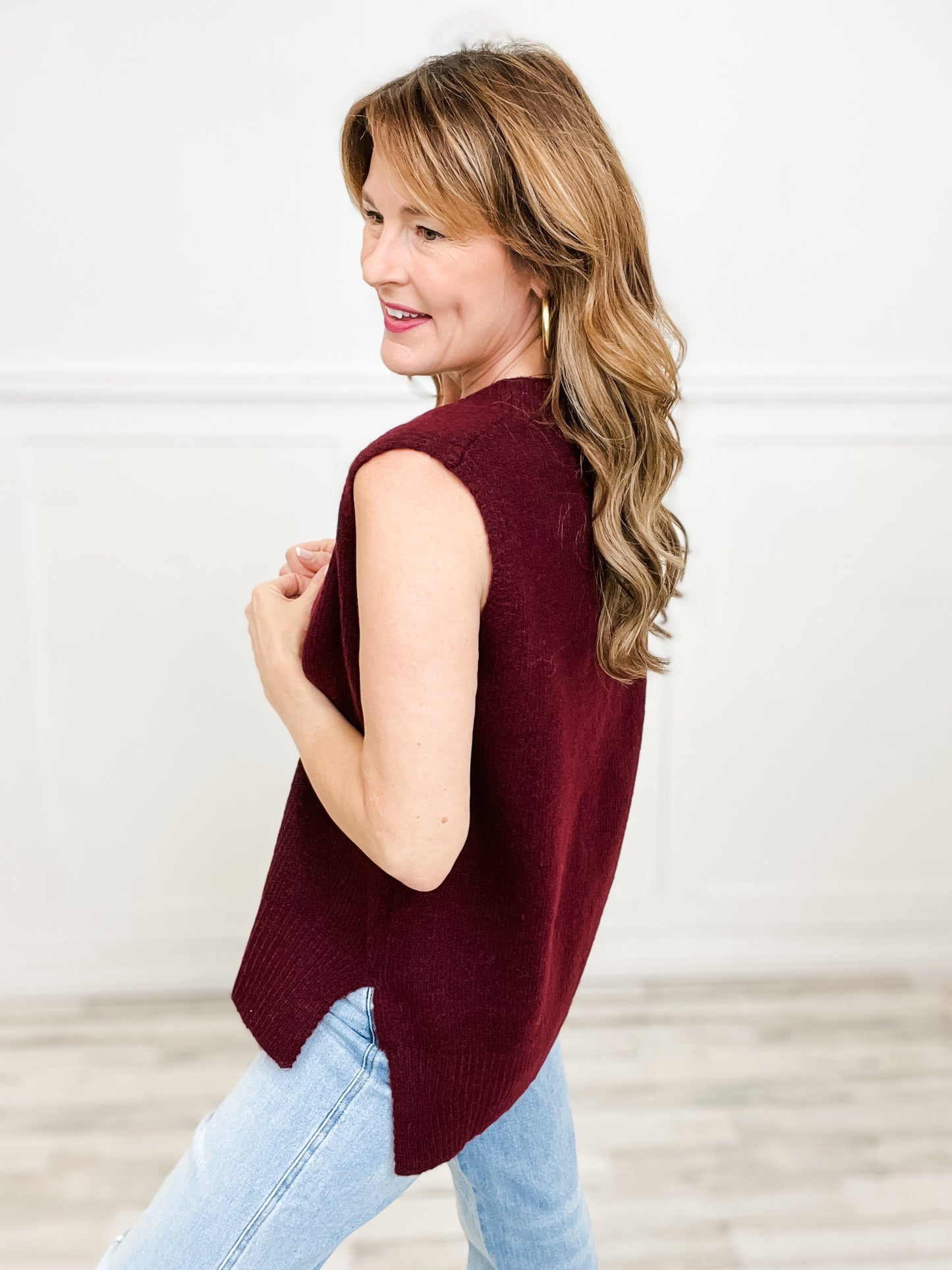 SUPER SOFT KNIT SWEATER VEST WITH SIDE SLIT