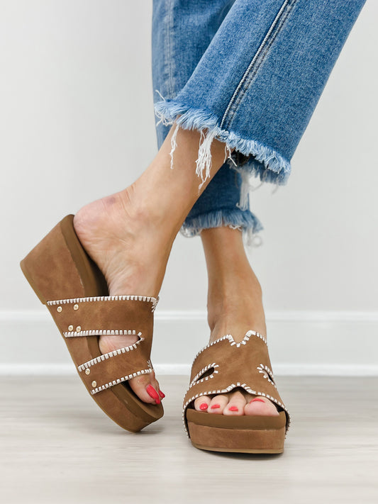 Pierre Dumas Vivian-7 Wedges in Cognac