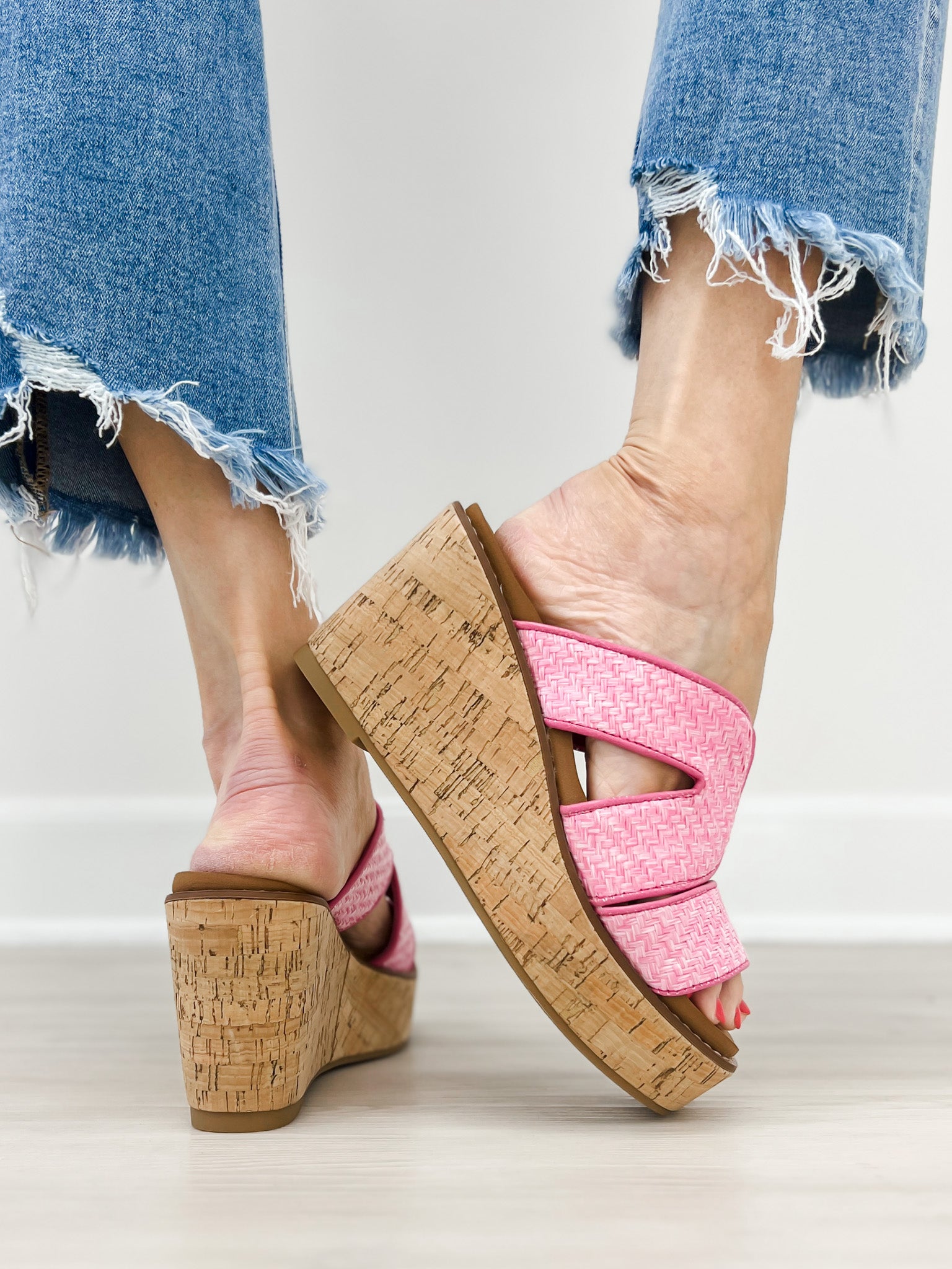 Pierre Dumas FLYNN-2 Wedges in Light Pink