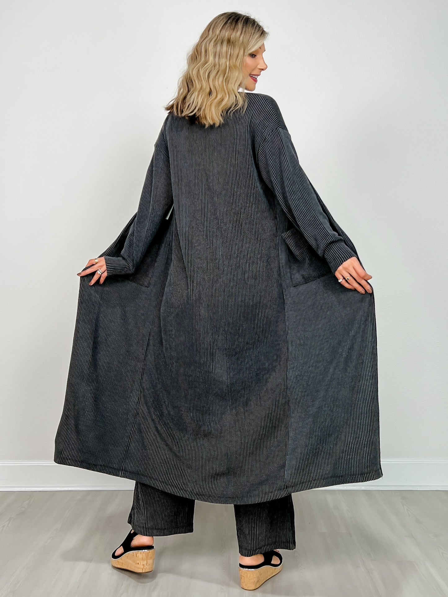 Sunrise Ribbed Knit Cardigan & Pants Set in BLACK