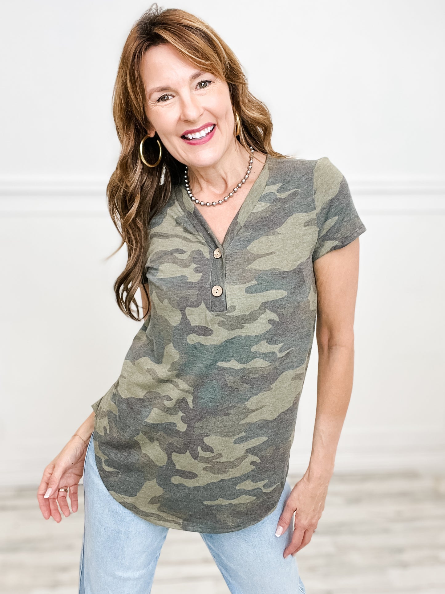 CAMO PRINT TEE Button Detail Top