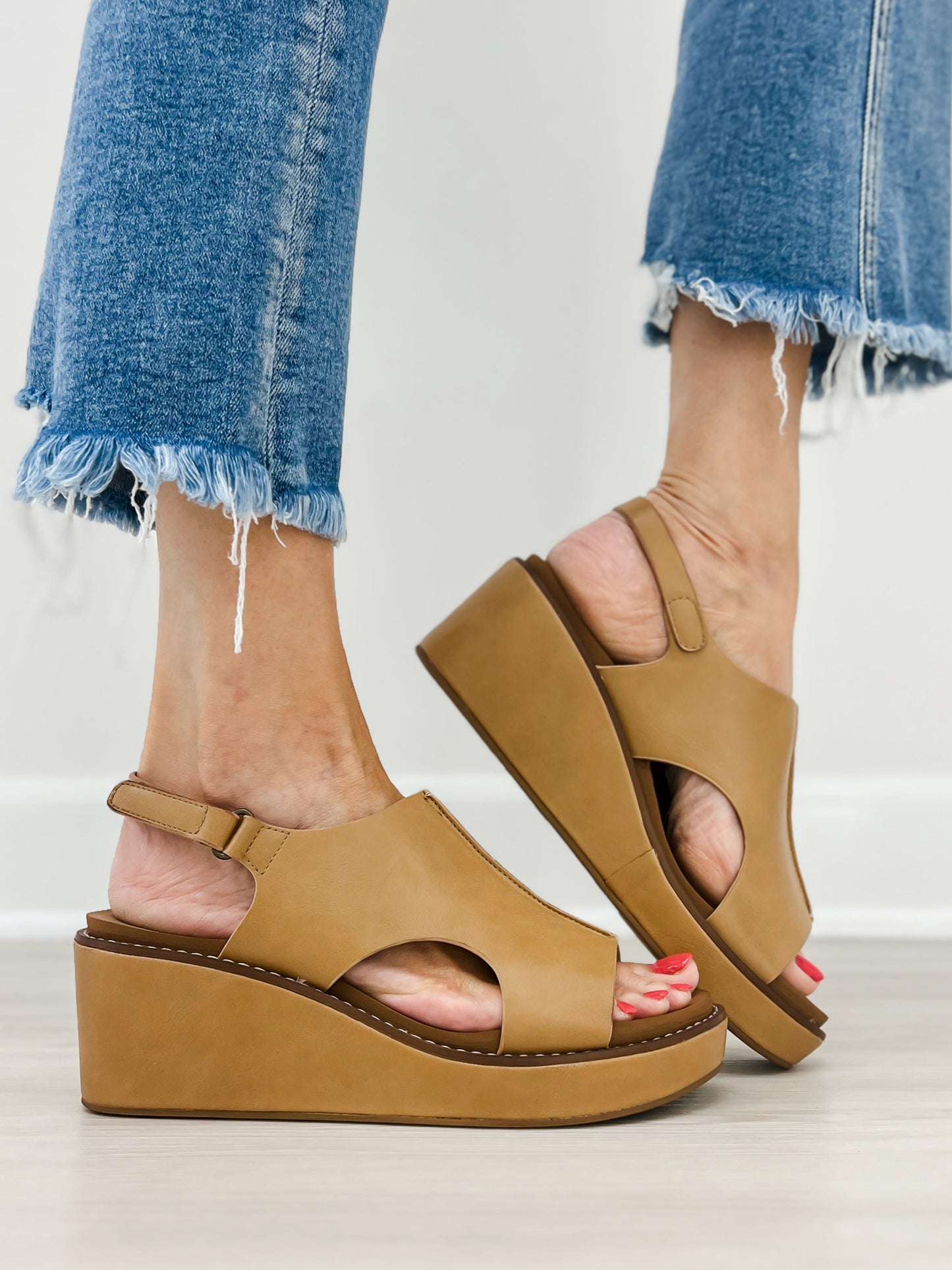 Pierre Dumas SONDA-6 Sandals in Taupe