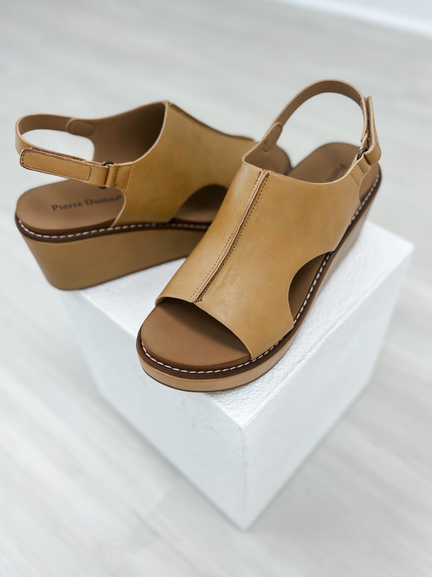 Pierre Dumas SONDA-6 Sandals in Taupe