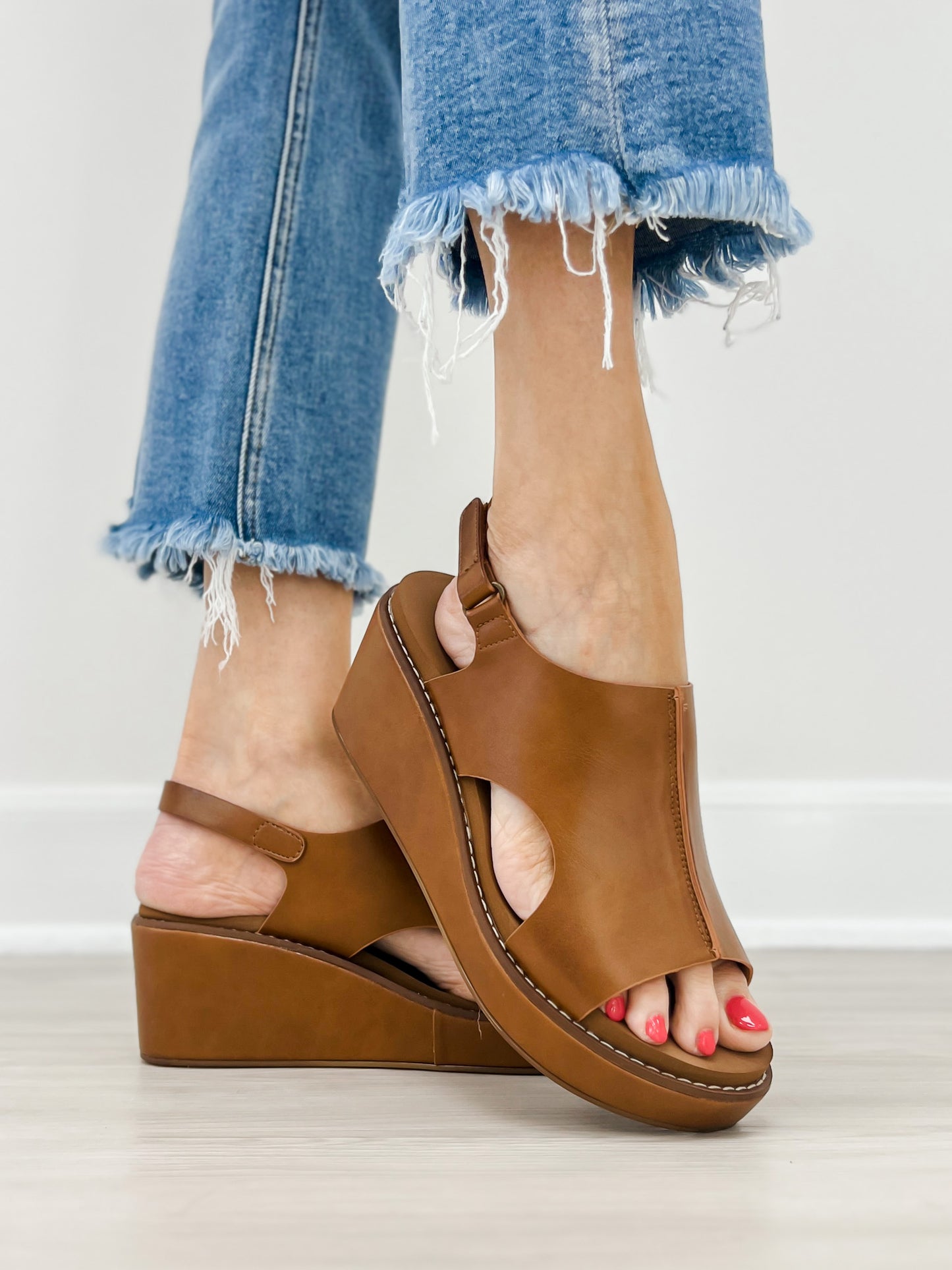 Pierre Dumas SONDA-6 Sandals in Whiskey