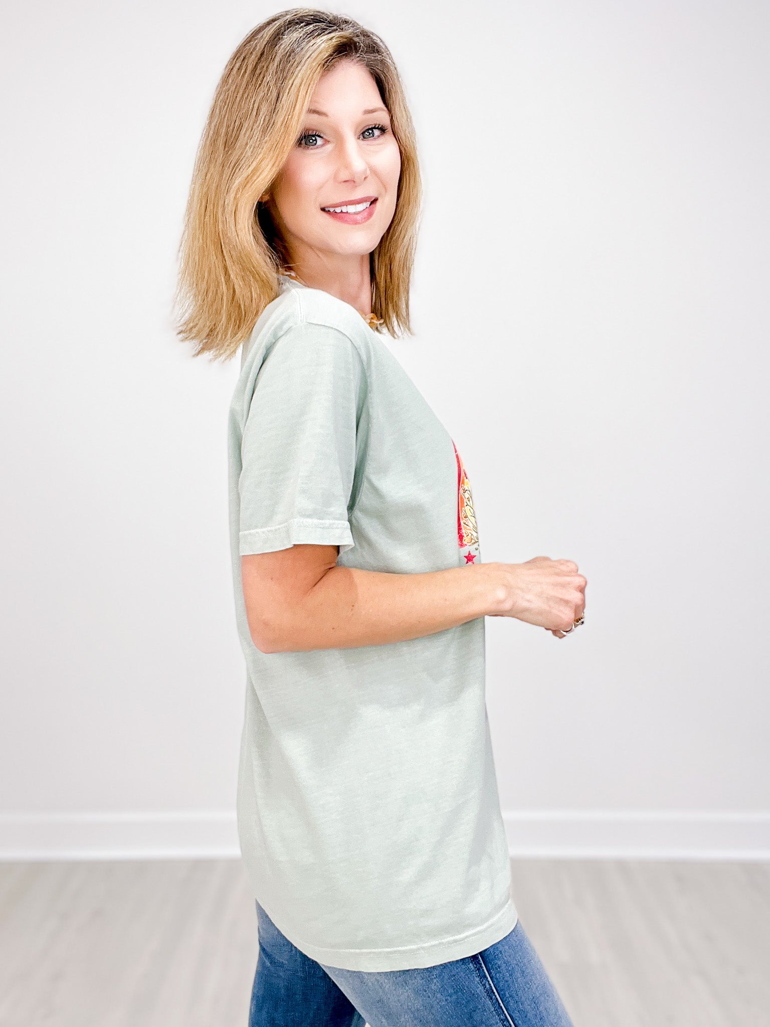 Choose Kindness Graphic Tee