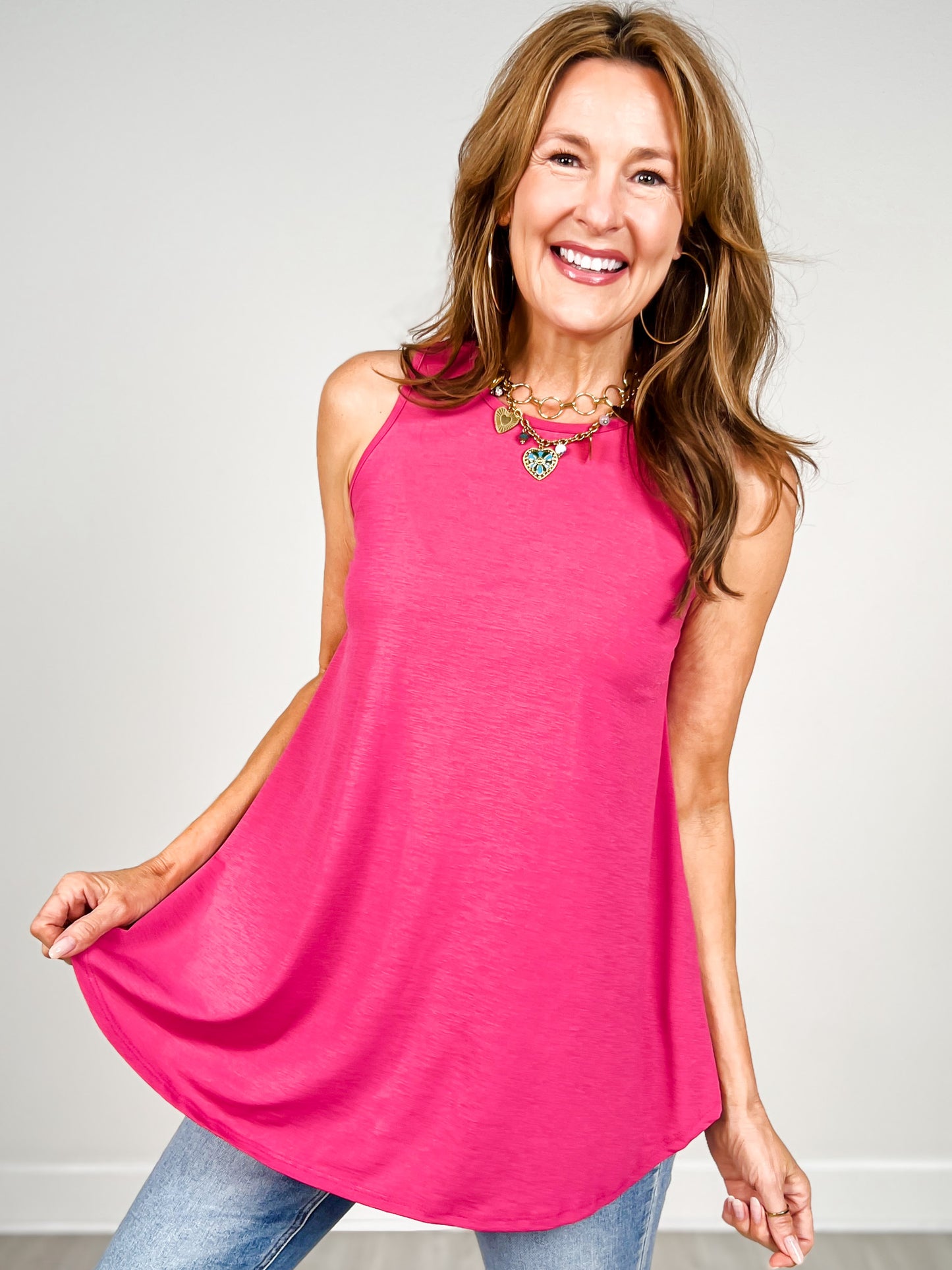 Sleeveless Round Neck Bulgari Solid Top